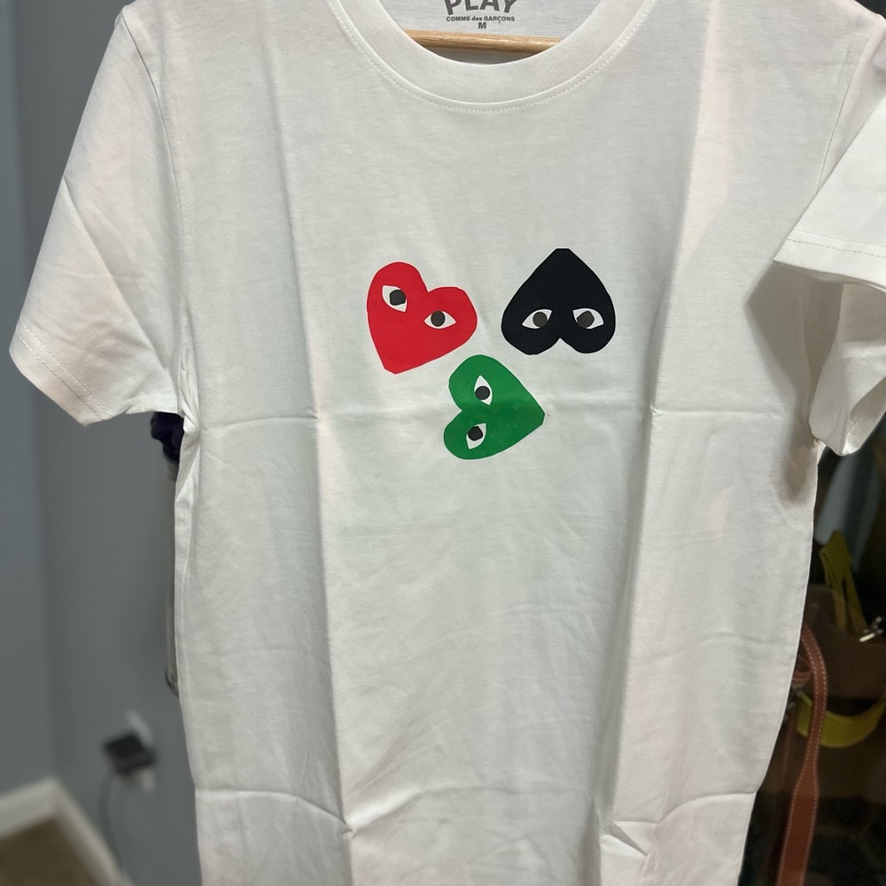 Play White T-Shirt with Heart Graphics